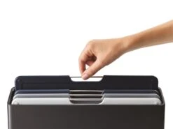 Joseph Joseph 4-delige Snijplankenset Met Houder - Folio - Groot - Grijs 6 Joseph Joseph 4-delige Snijplankenset Met Houder - Folio - Groot - Grijs -Alessi Verkoopwinkel 102 1