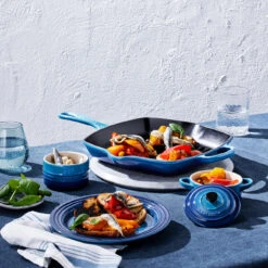 Le Creuset Grillpan Signature - Azure - 26 X 26 Cm - Geëmailleerde Anti-aanbaklaag -Alessi Verkoopwinkel 20183262200422 alt4