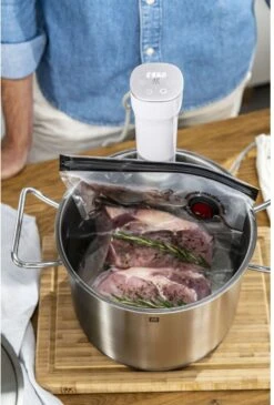 Zwilling Sous Vide Stick Enfinigy - Nauwkeurige Temperatuurinstelling - IPX7 Waterproof - Zwart 24 Zwilling Sous Vide Stick Enfinigy - Nauwkeurige Temperatuurinstelling - IPX7 Waterproof - Zwart -Alessi Verkoopwinkel 4009839546716 11