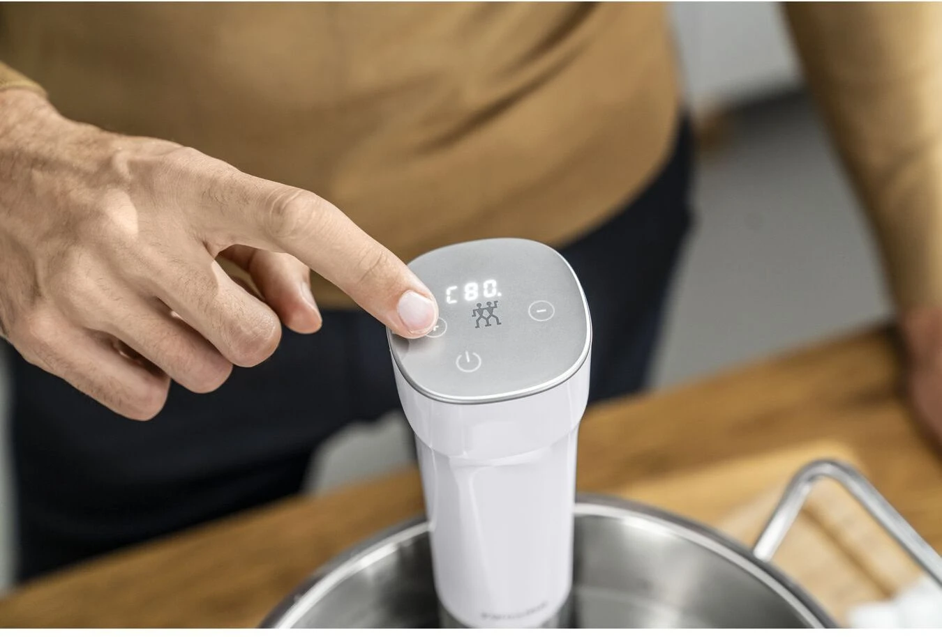 Zwilling Sous Vide Stick Enfinigy - Nauwkeurige Temperatuurinstelling - IPX7 Waterproof - Zwart 10 Zwilling Sous Vide Stick Enfinigy - Nauwkeurige Temperatuurinstelling - IPX7 Waterproof - Zwart - Afbeelding 10