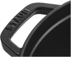 Staub Braadpan / Cocotte - Zwart - ø 26 Cm / 5.2 Liter 9 Staub Braadpan / Cocotte - Zwart - ø 26 Cm / 5.2 Liter -Alessi Verkoopwinkel 40500 241 0 7 4