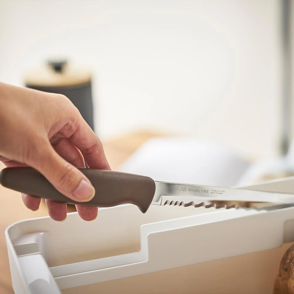 Yamazaki Broodtrommel Met Messenhouder Tower Wit 4 Yamazaki Broodtrommel Met Messenhouder Tower Wit - Afbeelding 4