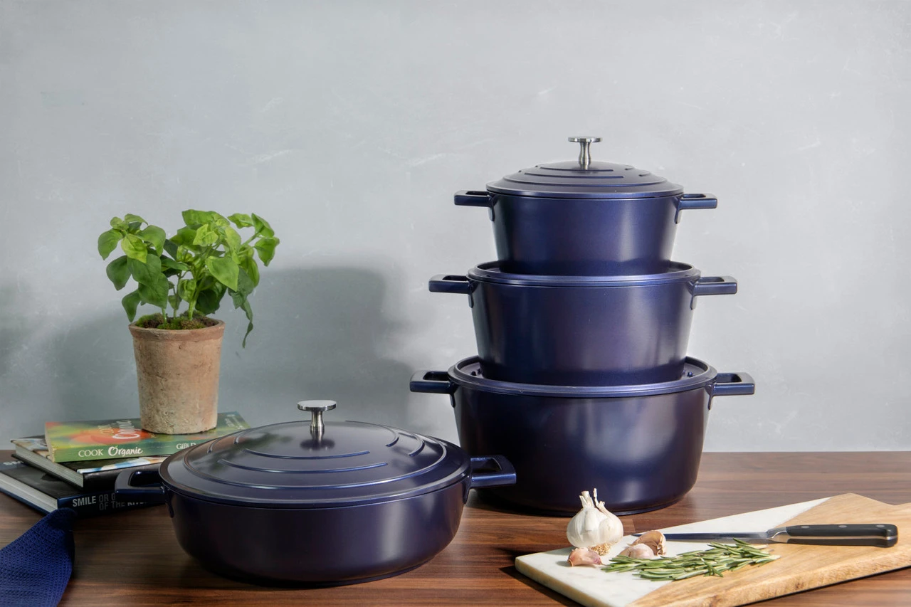 MasterClass Braadpan - Blauw - ø 28 Cm / 4 Liter - Standaard Anti-aanbaklaag 2 MasterClass Braadpan - Blauw - ø 28 Cm / 4 Liter - Standaard Anti-aanbaklaag - Afbeelding 2