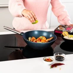 Westinghouse Pannenset Performance - Blauw - 8 Pannen - Complete Pannenset - Inductie En Alle Andere Warmtebronnen -Alessi Verkoopwinkel 550x547