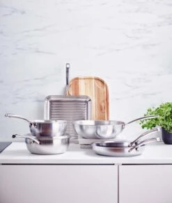 BK Grillpan Superior Tri-Ply - 28 X 28 Cm - Zonder Anti-aanbaklaag 7 BK Grillpan Superior Tri-Ply - 28 X 28 Cm - Zonder Anti-aanbaklaag -Alessi Verkoopwinkel 62118dd31368e69ff2d0035c776483d26ddefbd9 BK SUPTR ESH 3PLY 6 7 pc Set 1