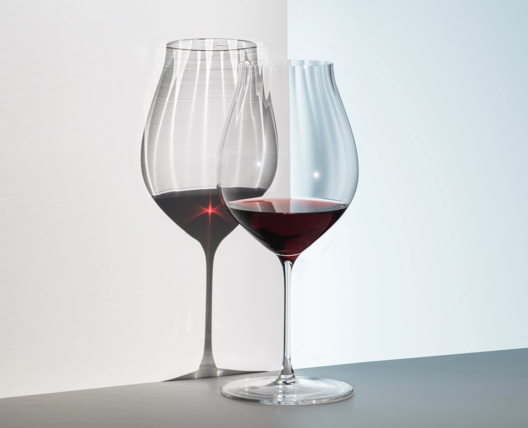 Riedel Rode Wijnglazen Performance - Pinot Noir - 4 Stuks 2 Riedel Rode Wijnglazen Performance - Pinot Noir - 4 Stuks - Afbeelding 2