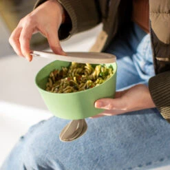 Koziol Vershoudbakje / Kom Met Deksel Connect Groen 16 X 16 X 7 Cm / 890 Ml 8 Koziol Vershoudbakje / Kom Met Deksel Connect Groen 16 X 16 X 7 Cm / 890 Ml -Alessi Verkoopwinkel 7271 connect bowl 703 1 os