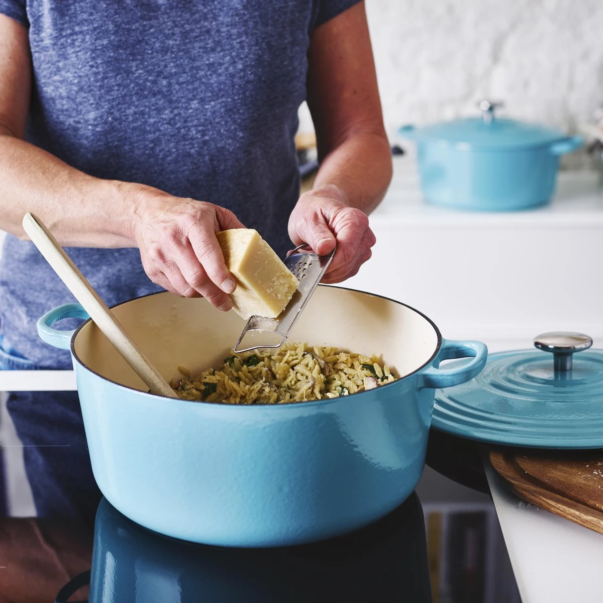 BK Braadpan Bourgogne - Aqua Blue - ø 24 Cm / 4.2 Liter 2 BK Braadpan Bourgogne - Aqua Blue - ø 24 Cm / 4.2 Liter - Afbeelding 2