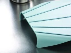 Joseph Joseph Snijplankenset - Nest Chop - Blauw - 3-Delig 13 Joseph Joseph Snijplankenset - Nest Chop - Blauw - 3-Delig -Alessi Verkoopwinkel 9200000065663948 4