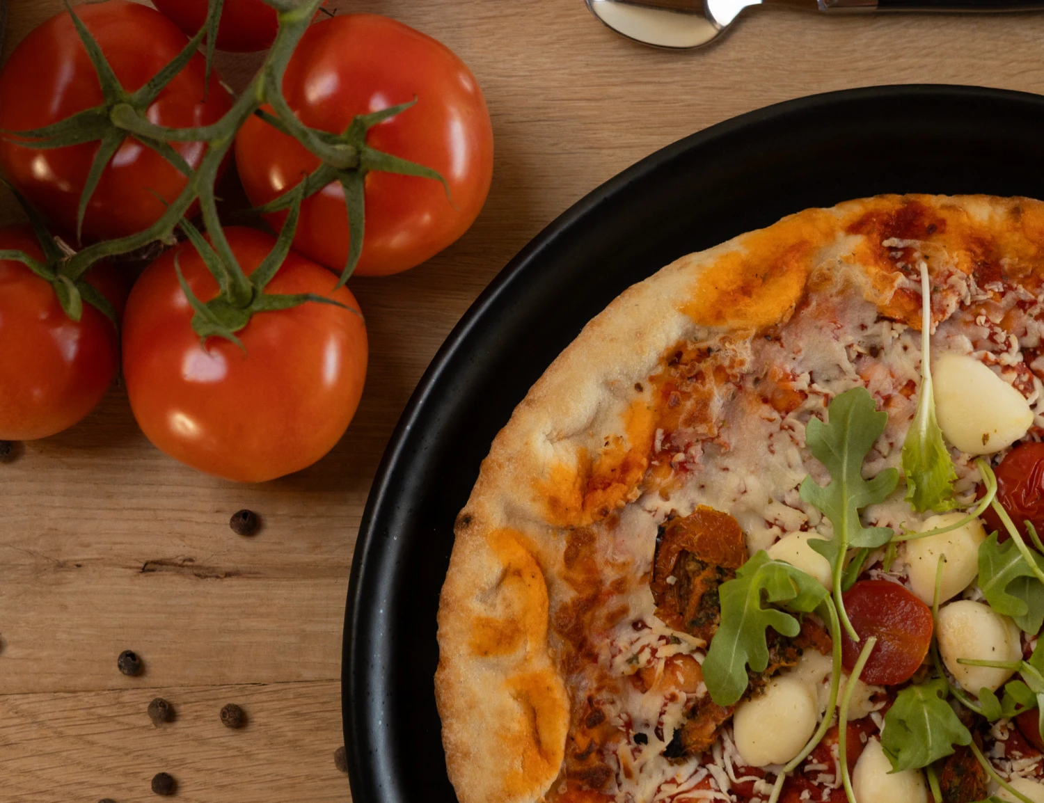 Jay Hill Pizzaborden Speckle Black - ø 32 Cm - 4 Stuks 4 Jay Hill Pizzaborden Speckle Black - ø 32 Cm - 4 Stuks - Afbeelding 4