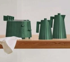 Alessi Broodrooster Plissé - 6 Standen - Groen - Michele De Lucchi - MDL08 GR 5 Alessi Broodrooster Plissé - 6 Standen - Groen - Michele De Lucchi - MDL08 GR -Alessi Verkoopwinkel Alessi Plisse Groen 2