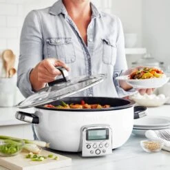 GreenPan Omnicooker - 5.7 Liter - Cream - Keramische Anti-baklaag 12 GreenPan Omnicooker - 5.7 Liter - Cream - Keramische Anti-baklaag -Alessi Verkoopwinkel CC005288 001 CC005289 001 image6 feature4 5ad9ff2d d6c9 4d64 8362 22458c5ae4f7