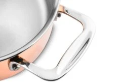 DUCQ Pannenset (Kookpan ø 18 / 20 / 20 Cm + Steelpan ø 16 Cm) + Deksels - Koper - 4 Delige Set 23 DUCQ Pannenset (Kookpan ø 18 / 20 / 20 Cm + Steelpan ø 16 Cm) + Deksels - Koper - 4 Delige Set -Alessi Verkoopwinkel DUCQ handle 1 3