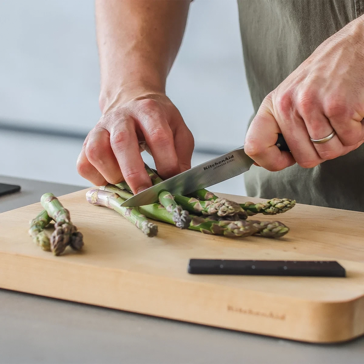 KitchenAid Officemes Gourmet 12 Cm + Gratis Mesbeschermer 4 KitchenAid Officemes Gourmet 12 Cm + Gratis Mesbeschermer - Afbeelding 4