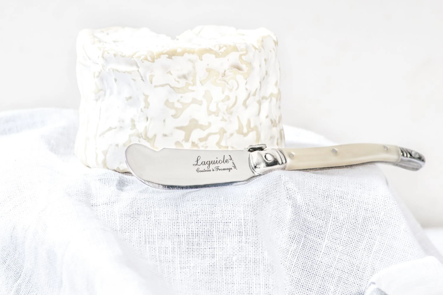 Laguiole Style De Vie Kaasmessen Parelmoer 3-Delig 2 Laguiole Style De Vie Kaasmessen Parelmoer 3-Delig - Afbeelding 2