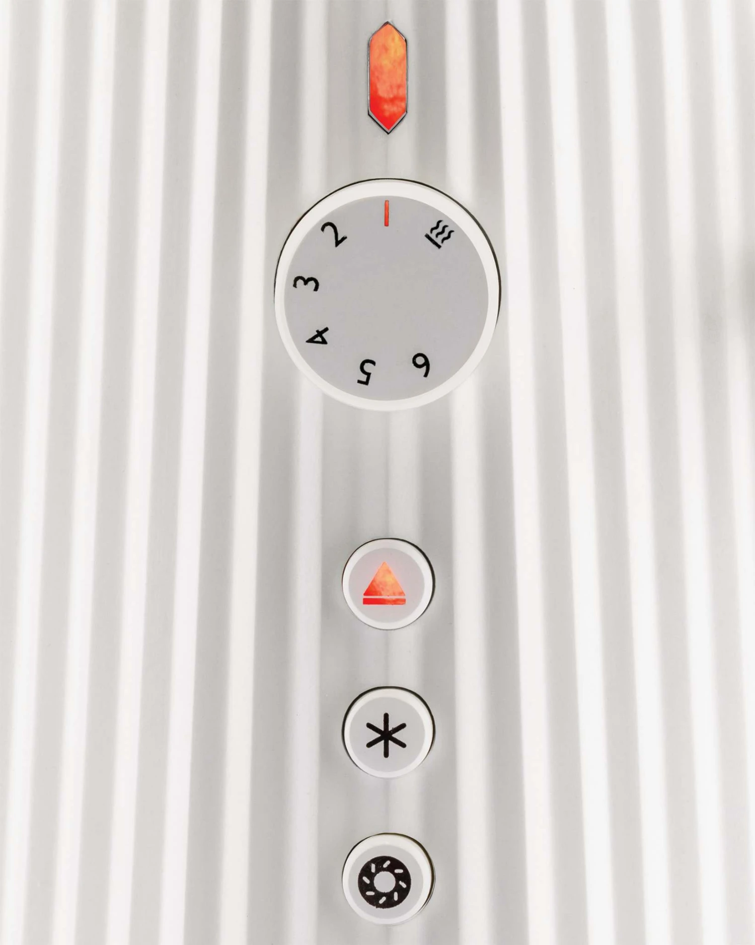 Alessi Broodrooster Plissé - 6 Standen - Wit - Michele De Lucchi - MDL08 W 6 Alessi Broodrooster Plissé - 6 Standen - Wit - Michele De Lucchi - MDL08 W - Afbeelding 6