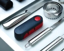 Joseph Joseph Messenslijper Rota 7 Joseph Joseph Messenslijper Rota -Alessi Verkoopwinkel Messenslijper Rota