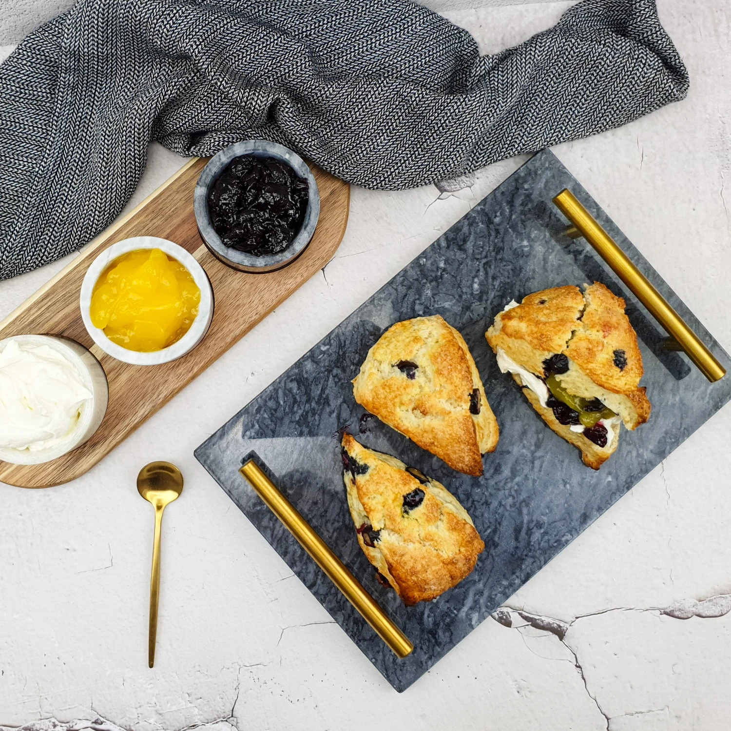 Jay Hill Serveerplank - Met Marmeren Schaaltjes - 37 X 11 Cm 4 Jay Hill Serveerplank - Met Marmeren Schaaltjes - 37 X 11 Cm - Afbeelding 4