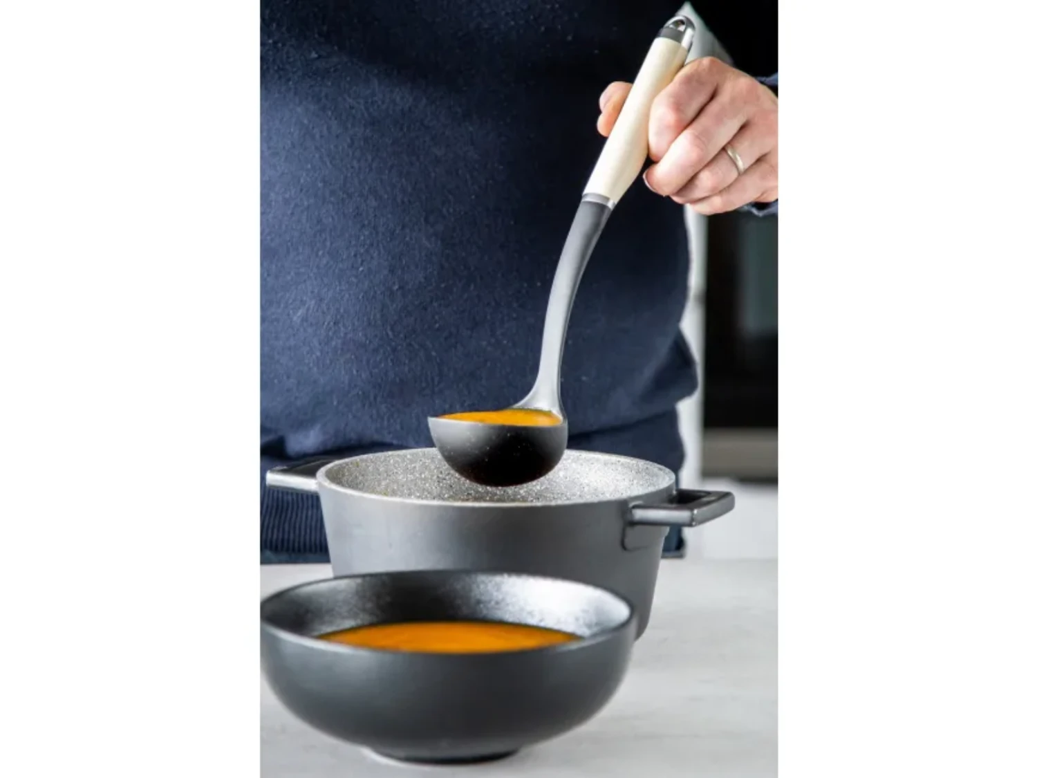 KitchenAid Soeplepel Core - Amandelwit 3 KitchenAid Soeplepel Core - Amandelwit - Afbeelding 3