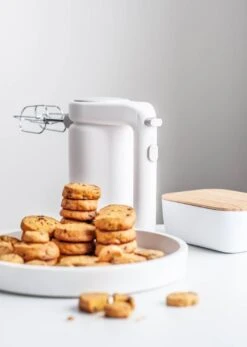 RIG TIG Rig-Tig Handmixer Foodie - 170 W - Wit -Alessi Verkoopwinkel Saffranskakor Rig Tig bakalite.se 2