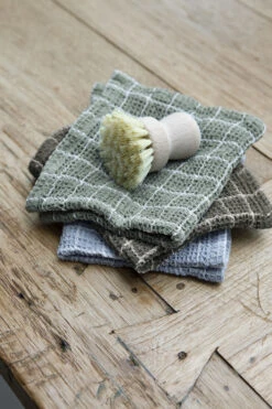 Walra Vaatdoekjes Cubes Jeans Blauw 30 X 30 Cm - 3 Stuks 5 Walra Vaatdoekjes Cubes Jeans Blauw 30 X 30 Cm - 3 Stuks -Alessi Verkoopwinkel WALRA DC DRYWITHCUBES 30X30 ASSORTI SF