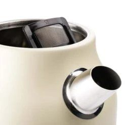 Westinghouse Waterkoker Retro Collections - 2200 W - Vanilla White - 1.7 Liter - WKWKH148WH 9 Westinghouse Waterkoker Retro Collections - 2200 W - Vanilla White - 1.7 Liter - WKWKH148WH -Alessi Verkoopwinkel WKWK148WH Retro Kettle 4 600x600 1