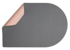 Jay Hill Placemat - Vegan Leer - Grijs / Roze - Bread - Dubbelzijdig - 44 X 30 Cm 9 Jay Hill Placemat - Vegan Leer - Grijs / Roze - Bread - Dubbelzijdig - 44 X 30 Cm -Alessi Verkoopwinkel bread grijs roze