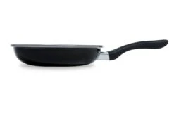 BK Koekenpan Fortalit - ø 24 Cm - Geëmailleerde Anti-aanbaklaag 14 BK Koekenpan Fortalit - ø 24 Cm - Geëmailleerde Anti-aanbaklaag -Alessi Verkoopwinkel c196567377165b80439afa290406321e340708b7 B1208 714 FORTA PD HR 300dpi 1