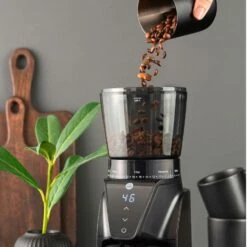 Wilfa Koffiemolen / Bonenmaler Balance Black 10 Wilfa Koffiemolen / Bonenmaler Balance Black -Alessi Verkoopwinkel coffee grinder balance cg1b 275 environment beans sqr 638db70a6a1162.04833746