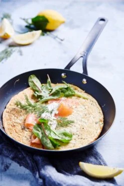 BK Koekenpan Black Steel - ø 28 Cm - Zonder Anti-aanbaklaag 12 BK Koekenpan Black Steel - ø 28 Cm - Zonder Anti-aanbaklaag -Alessi Verkoopwinkel d4b730c2aba7568e69d988b9a634ec26a391e2ad BK BlackSteel Frypan 10inch Lifestyle 1