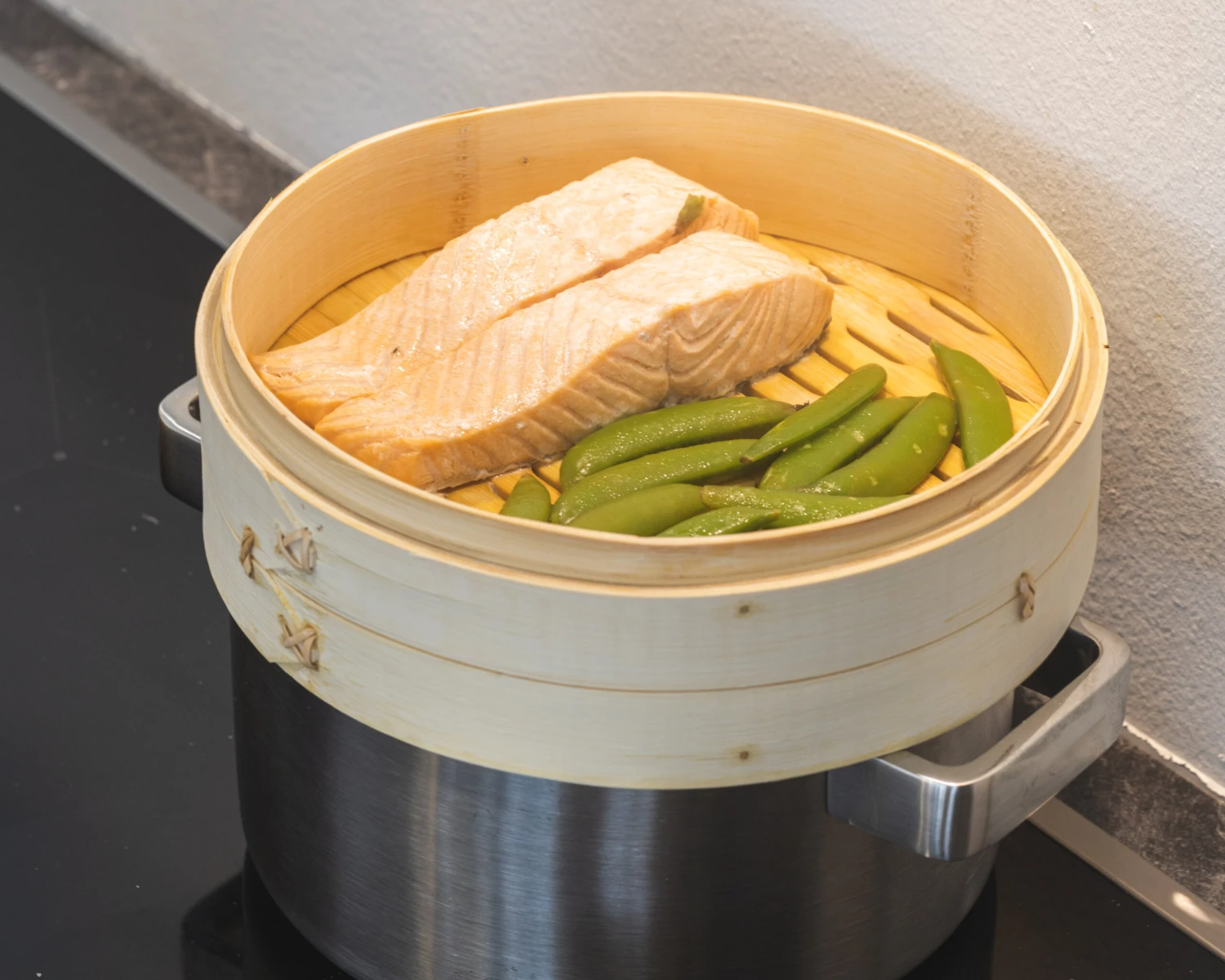 Sareva Stoommandje - Bamboe - 2-laags - ø 25 Cm 5 Sareva Stoommandje - Bamboe - 2-laags - ø 25 Cm - Afbeelding 5