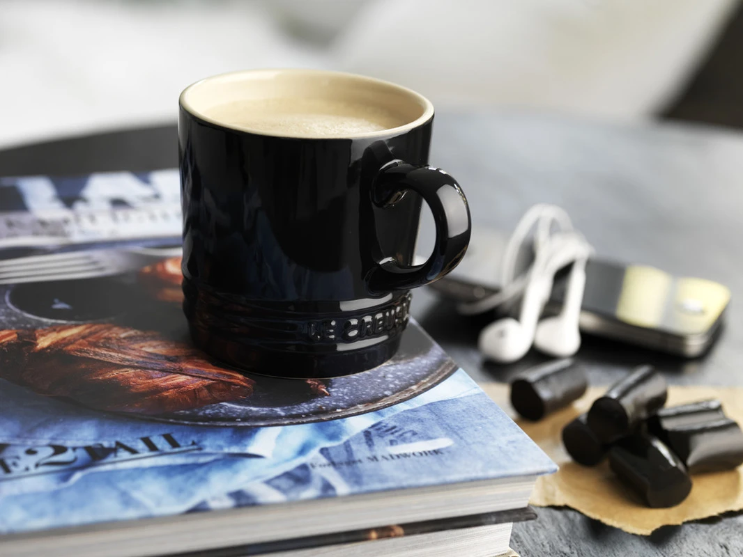 Le Creuset Mok - Ebbenzwart - 350 Ml 3 Le Creuset Mok - Ebbenzwart - 350 Ml - Afbeelding 3