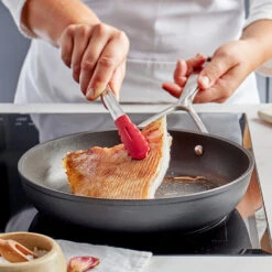 Demeyere Koekenpannen Alu Pro 5 - Duraslide Titanium - ø 20 + 24 Cm - Standaard Anti-aanbaklaag 10 Demeyere Koekenpannen Alu Pro 5 - Duraslide Titanium - ø 20 + 24 Cm - Standaard Anti-aanbaklaag -Alessi Verkoopwinkel pdp masonry content demeyere alu pro dura 5 pan soft utensils 750x750