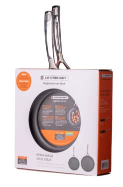 Le Creuset Koekenpannenset Les Forgées TNS - ø 24 En 28 Cm - Standaard Anti-aanbaklaag 15 Le Creuset Koekenpannenset Les Forgées TNS - ø 24 En 28 Cm - Standaard Anti-aanbaklaag -Alessi Verkoopwinkel product 4 3