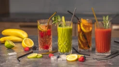 Sareva Herbruikbare Rietjes - Met Borstel - RVS - Gebogen - 4 Stuks 10 Sareva Herbruikbare Rietjes - Met Borstel - RVS - Gebogen - 4 Stuks -Alessi Verkoopwinkel product keuken 7 1