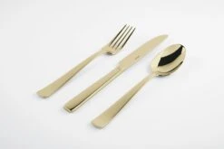 Sambonet Bestekset Flat - Champagne - 24 Delig / 6 Personen 10 Sambonet Bestekset Flat - Champagne - 24 Delig / 6 Personen -Alessi Verkoopwinkel sambonet bestekset flat champagne sfeer4