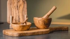 Jay Hill Pollepel Tunea - Olijfhout - 36 Cm 13 Jay Hill Pollepel Tunea - Olijfhout - 36 Cm -Alessi Verkoopwinkel tunea 3 1 5